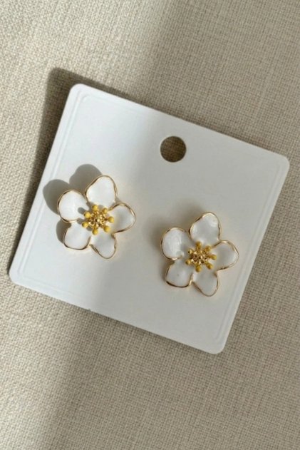 Flower Patterned White Color Women's Earrings