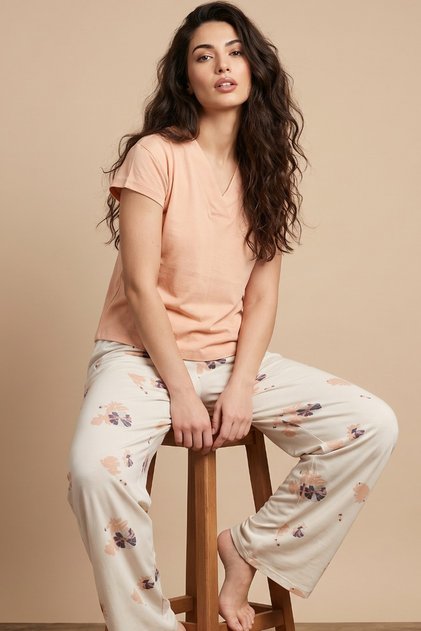 Salmon Flower Patterned Viscose Knitted Pajama Set26119120