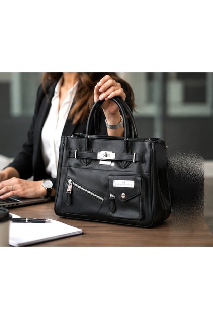 Ac25Yg618 Large Shoulder and Arm Bag