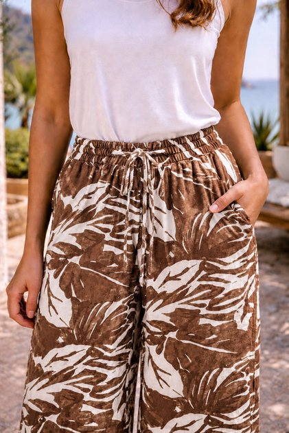 Women's Cinnamon Brown High Waist Elastic Wide Leg Viscose Leaf Patterned Pocket Trousers
