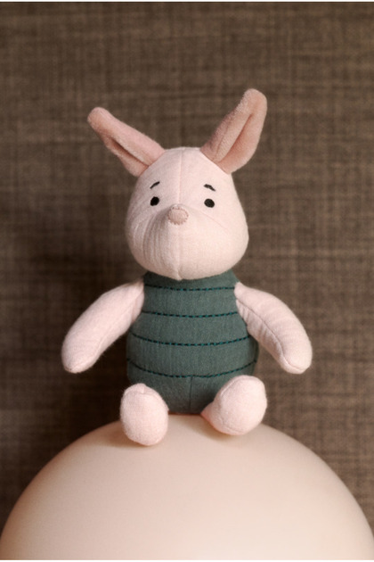 Piglet/Winnie the Pooh Cotton Muslin Rattle Soft Toy with Embroidery Details and Appliqué Piggy Soft Toy Plush Playmate 13 cm