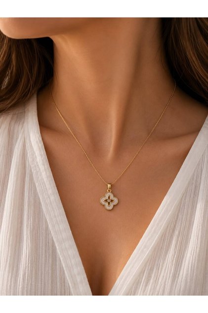 Clover Figure Steel Necklace