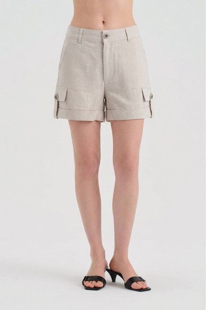 Women's 100% cotton shorts with side pocket detail