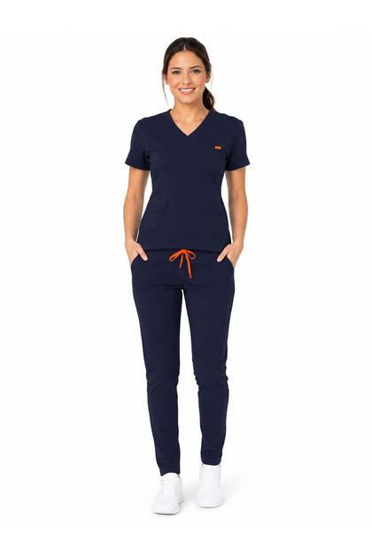 Premium Royal Scrubs Γυναικείο Ιατρικό Σετ – Στενή Γραμμή, Μπλούζα με 3 τσέπες + Παντελόνι με 10 τσέπες