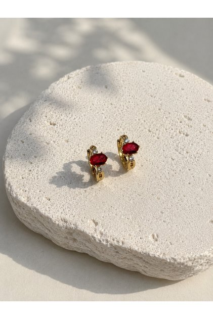 Çelik Gold Kırmızı Oval Taşlı Zarif Minimal Deema Küpe -kararma yapmaz-