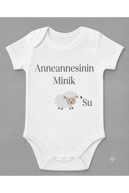 Grandmother's Little Lamb Baby Bodysuit Short Sleeve Snap Fastener Bodysuit