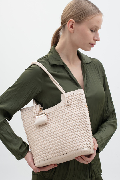 Women's Shoulder Bag Knitted Textured Modern Design Large Volume Stylish Model White
