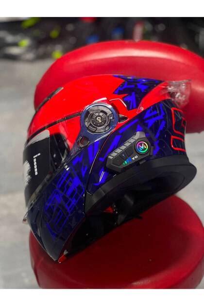 Çene açılır interkomlu motosiklet kaskı