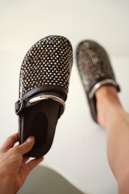 Lumis Silver Accessories and Adjustable Buckle Detailed Shiny Stone Embellished Women's Slippers - Brown