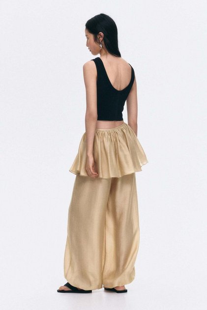 Skirt-layered balloon trousers