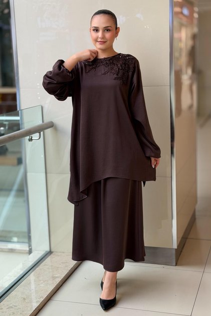 Heddy Collar Flower Beaded Embroidered Tunic Skirt Set