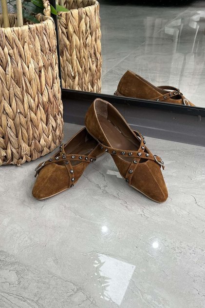 Handcrafted, 100% genuine leather women's ballet flats - tan