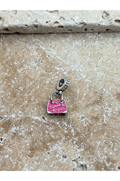 PNDR Charm // CHARM-868