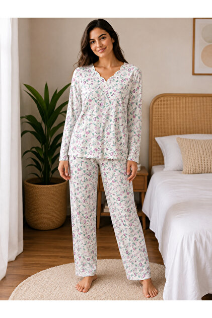 Kadın Büyük Beden Kadın Çiçek Desenli Uzun Kollu Pijama Takımı Oyalı Yaka Detaylı Ev Giyimi Seti Battal Beden 2'li Model Penye Biye Süslemeli V Yaka Rahat Kesim Ev Giyim Çeyizlik Homewear