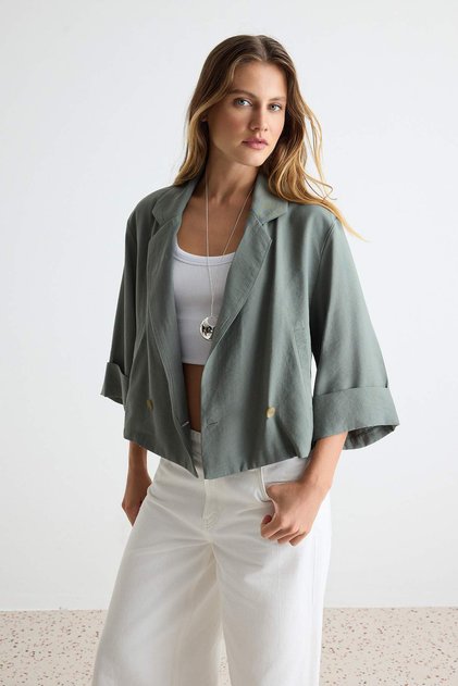 Khakifarbene, bequeme, saisonale Crop-Jacke TWOAW27CE00010