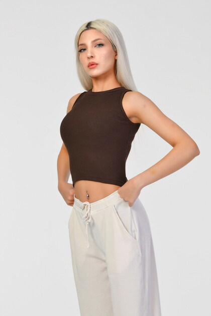 Cactus Ribbed Knit Fabric Wide Crew Neck Sleeveless Women's Crop Blouse - Brown - Standard