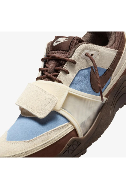 Nike Zoom Field Jaxx x Travis Scott 'Leche Blue' HQ3072-400