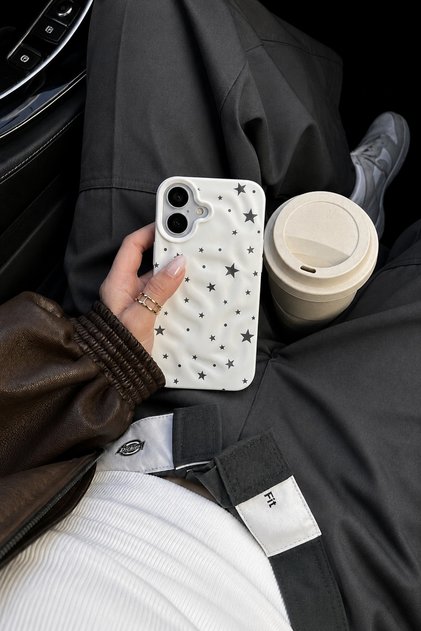 Iphone 16 Yıldız Desenli Dalgalı Silikon Telefon Kılıfı - Kamera Korumalı Esnek Premium Kılıf
