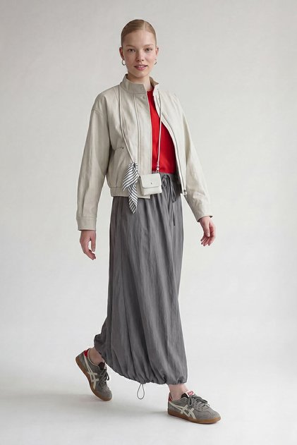 Dark gray balloon skirt