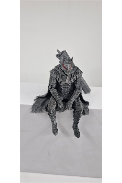 Guts berserk oturan figür 10 cm