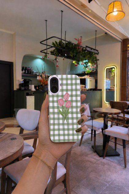iPhone 17 Uyumlu Beyaz Renkli Lansman Telefon Kılıfı