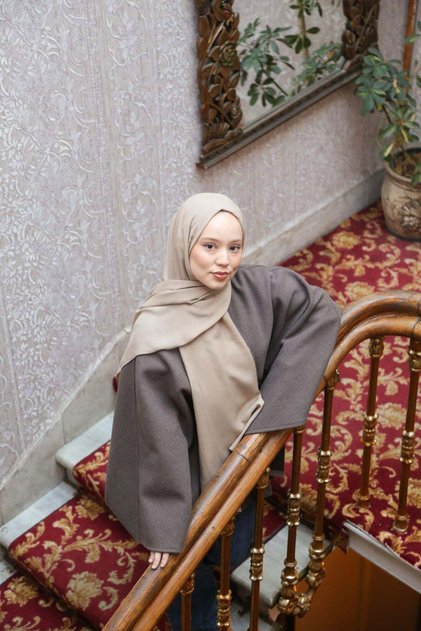 Petra Plain Shawl Petra21-17