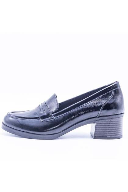 Manon Women's Genuine Patent Leather Casual Shoes 5613-3