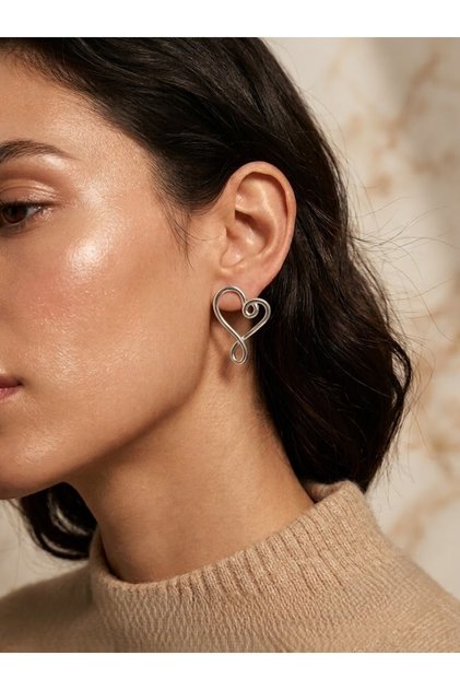 Women's Gold Modern Curved Detailed Heart Figured Earrings