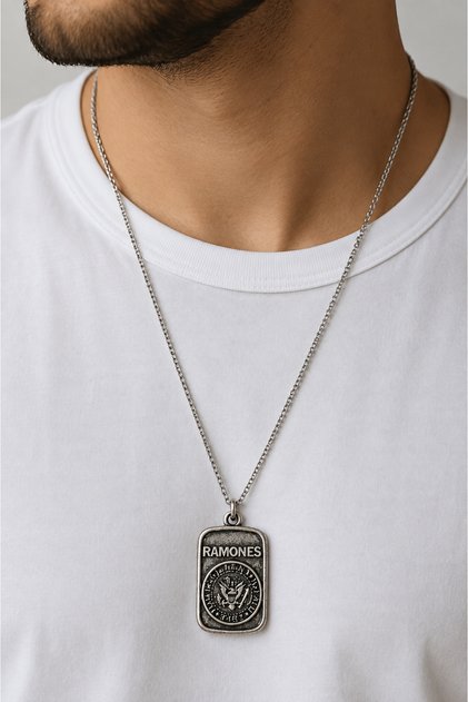 Ramones Logo Vintage Look Retro Punk Rock Necklace Gift