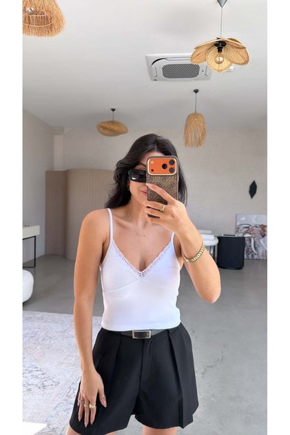 White Collar Lace Detailed Crop Cotton Undershirt