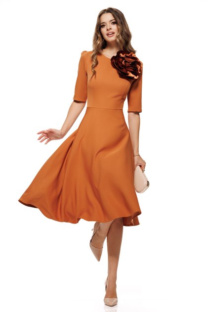 Rochie eleganta caramel cu floare detasabila mocca mouse