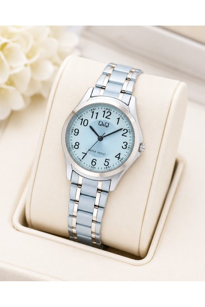 Women's Wristwatch Silver Color White Dial Casual and Stylish Combination Gift Boxed