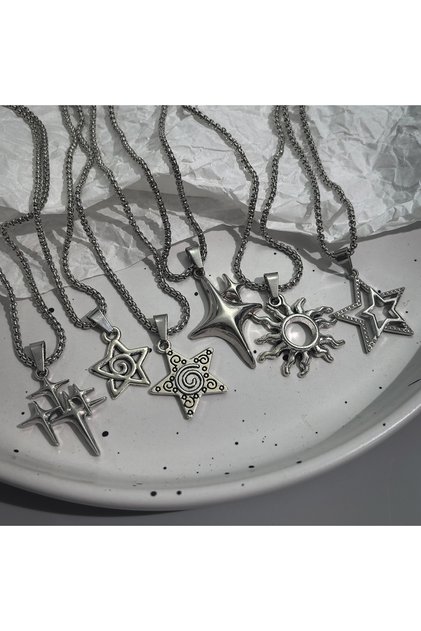 Silvery 6Pcs Y2K Star Sun Pendant Necklace Set Silver Tone Vintage Star Spiral Sun Charms Chain Neck