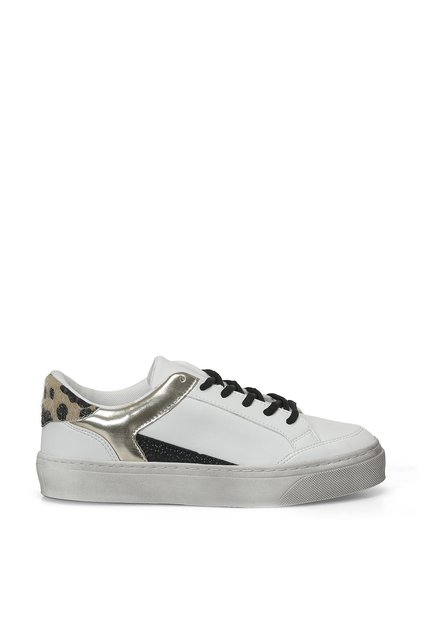 26K-136 White Women's Sneaker
