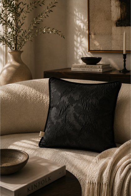 ROYAL SİYAH KIRLENT KILIFI (45X45)