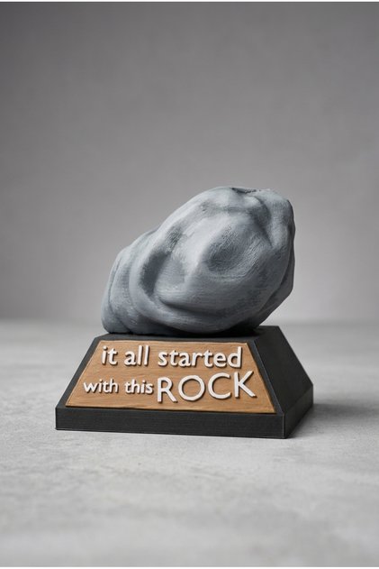 Rust Game Starter Rock 10cm