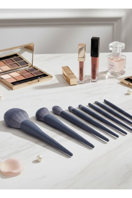 Tao Series 10 Piece Professional Makeup Brush Set with Nano Fiber Bristles Face and Eye Brushes Matte Handles Cosmetic Brush Kit GM-CN-023