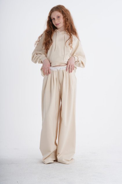 Girl's Hooded Oversize Set - Wide-Legged Set with Waist and Collar Pattern Detail