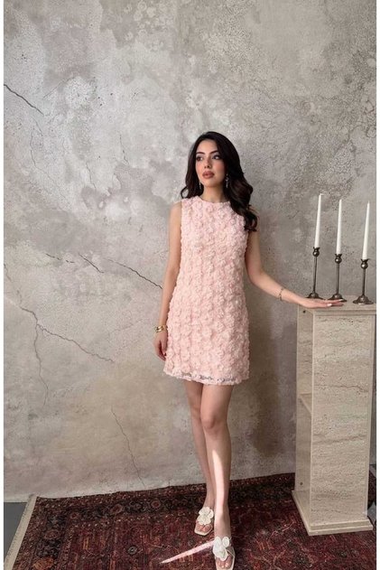KABARTMALI CİCEK DESENLİ ELBİSE