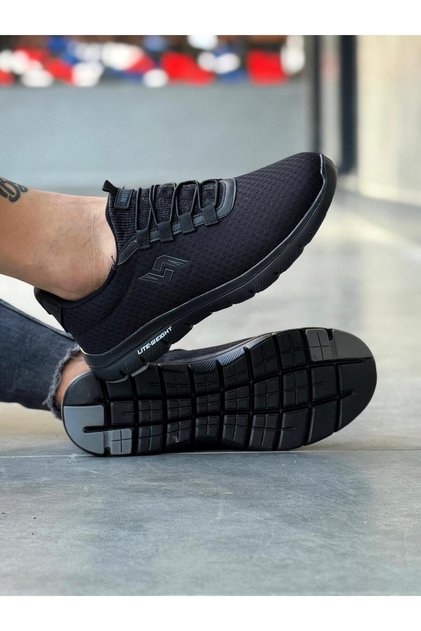 019 Laceless Breathable Knitted Material Men's Daily Lightweight Shoes