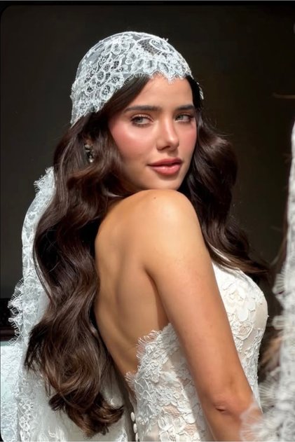 Lez Lace Veil Vintage Style Scalloped 75cm Short Veil