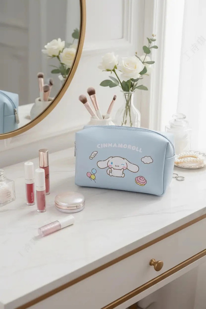 Miniso Sanrio Lisanslı Cinnamoroll Büyük Kapasiteli Kare Kozmetik