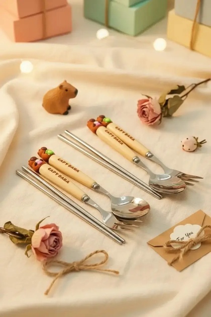 Miniso Capybara Çatal Kaşık Chopstick Seti – Sevimli Karakterli