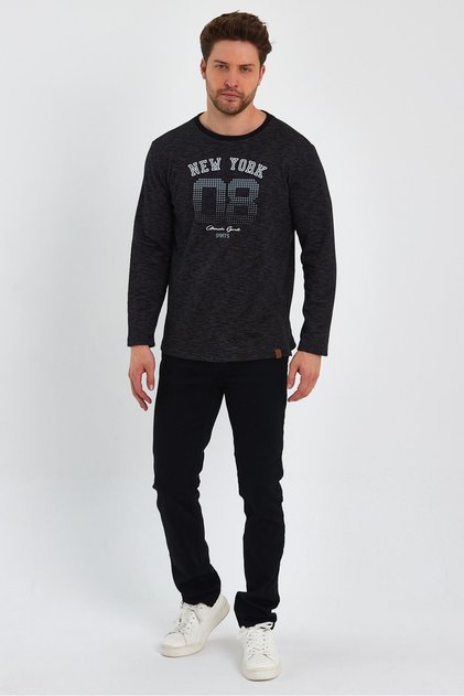 Printed Sweatshirt with Slits (E23-75101)