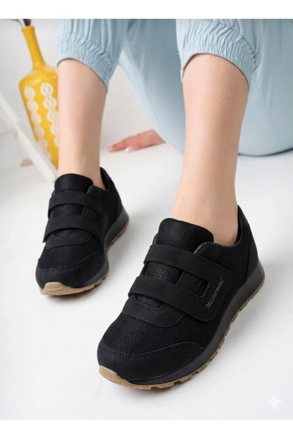 Black Women's Sneaker Breathable Fabric Velcro Non-Slip Sole Flexible Comfortable Lightweight Sports Shoes