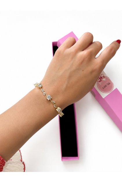 Elegant Stone Detailed Gold Bracelet | Sparkling Stylish Women's Bracelet Model