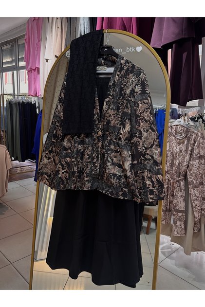 Floral Skirt Suit