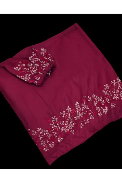 Soft Prayer Mat with Elegant Embroidery