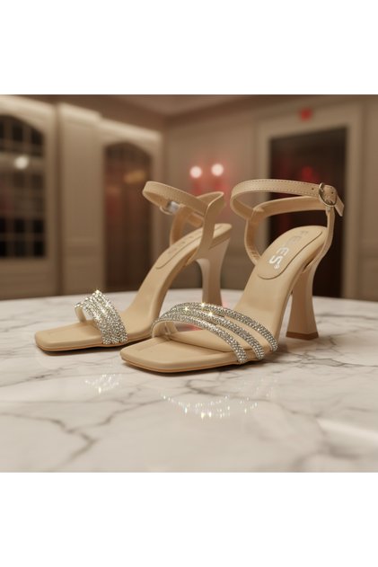 Stylish Elegant Silver Stone Detailed & Women's Heeled Evening Dress Shoes Wide Fit