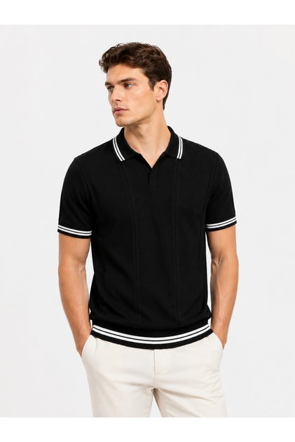 Men's Black Regular Fit Polo Collar T-Shirt